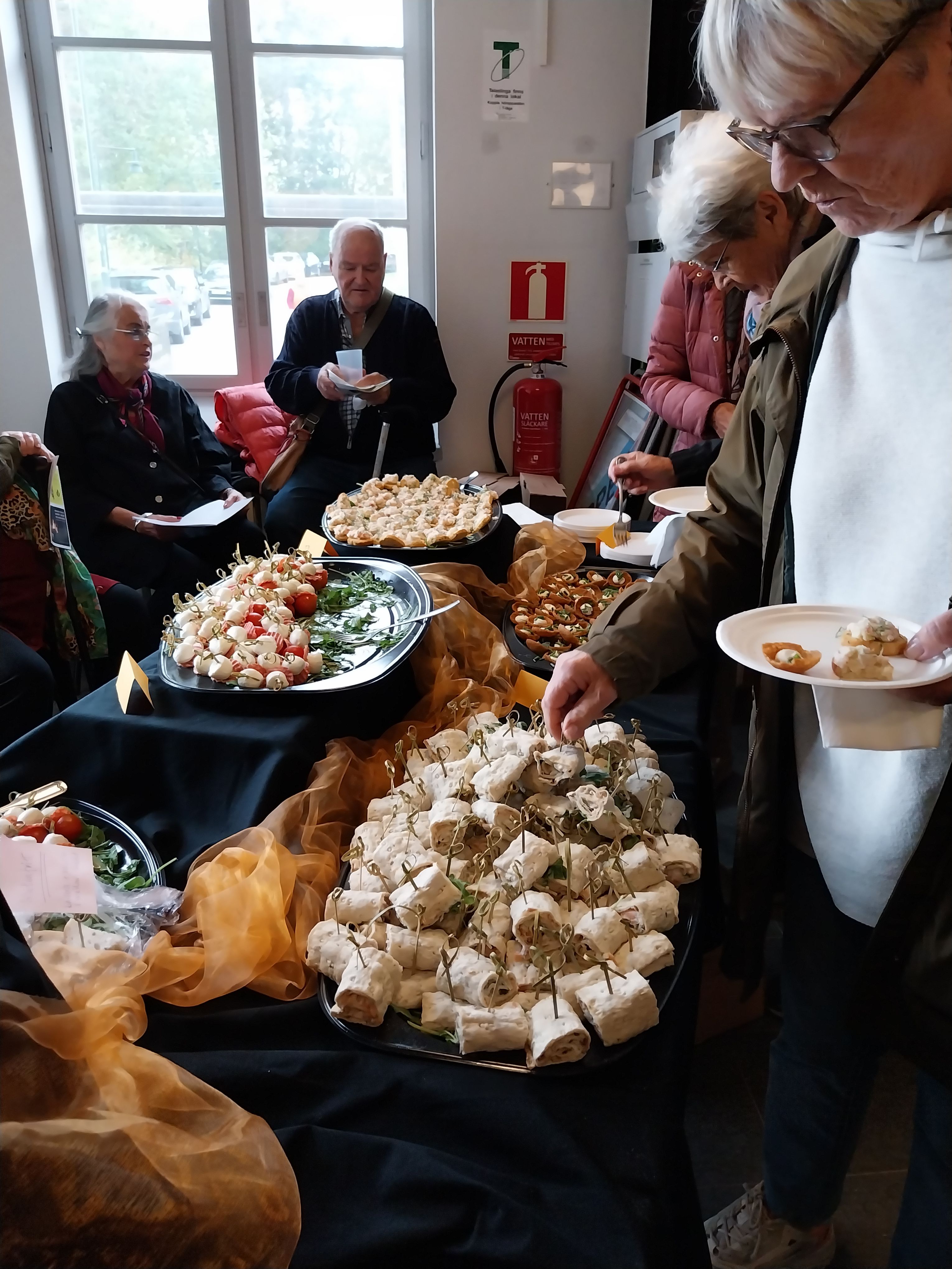 Konstmuseet dukade upp med goda snittar och bubbel